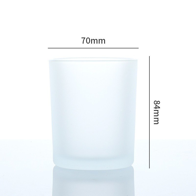 Kerzengläser aus Milchglas