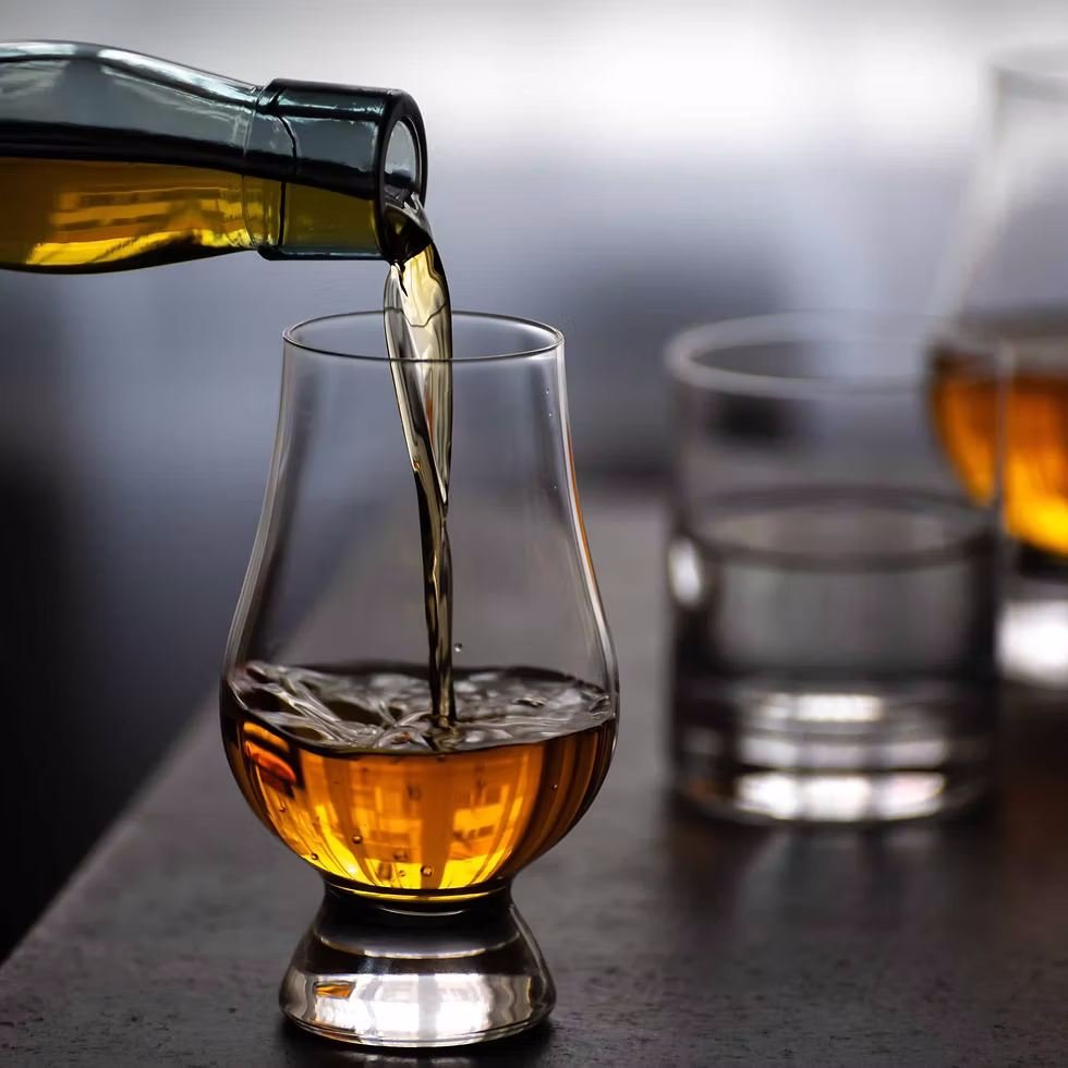 vaso de whisky Glencairn